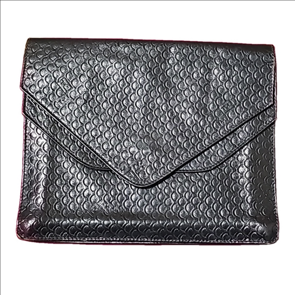 Fendi Handbags - Fendi Envelope Pouch Black Medium